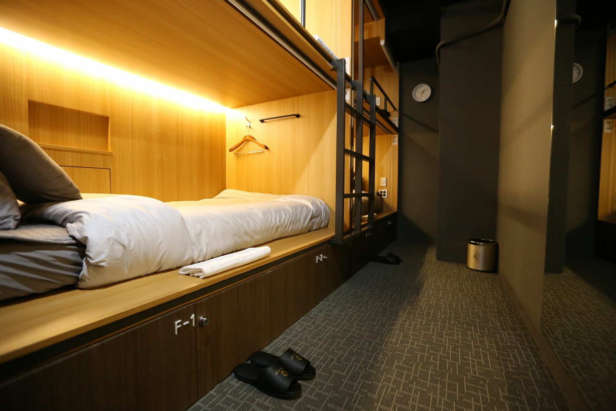 Philstay Myeongdong Boutique Female Сеул Экстерьер фото