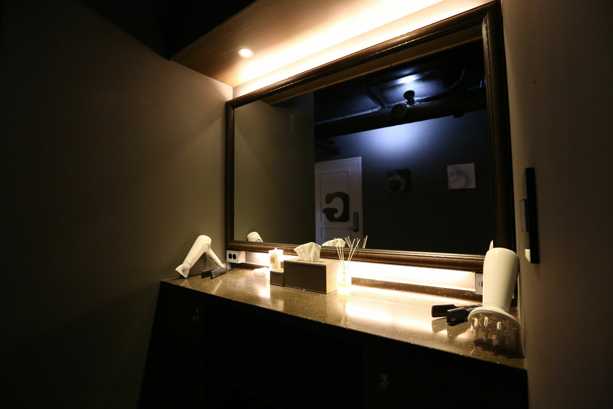 Philstay Myeongdong Boutique Female Сеул Экстерьер фото